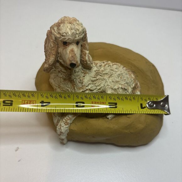 Clay Spaghetti Poodle/Doggie Cream Color Figurine rest on The Couch - Picture 8 of 9